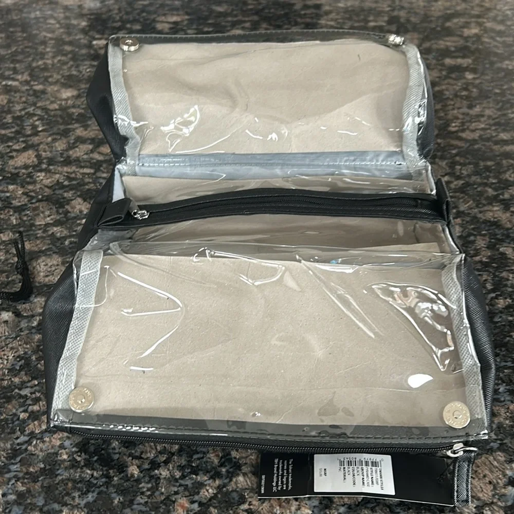 TAHARI TRAVEL ORGANIZER /MAKE BAG NWT